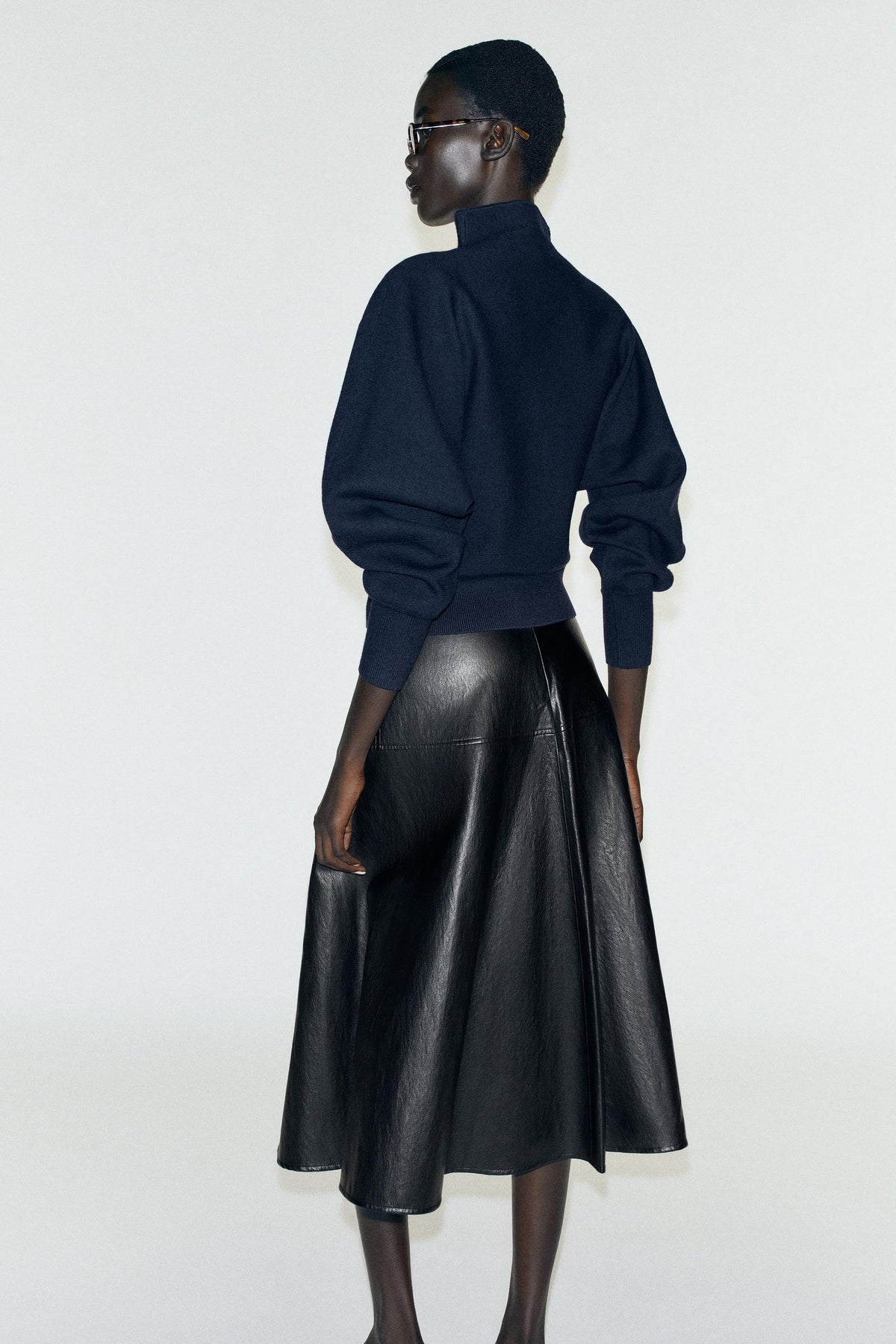Nelia-Marineblaue Jacke mit Reißverschluss