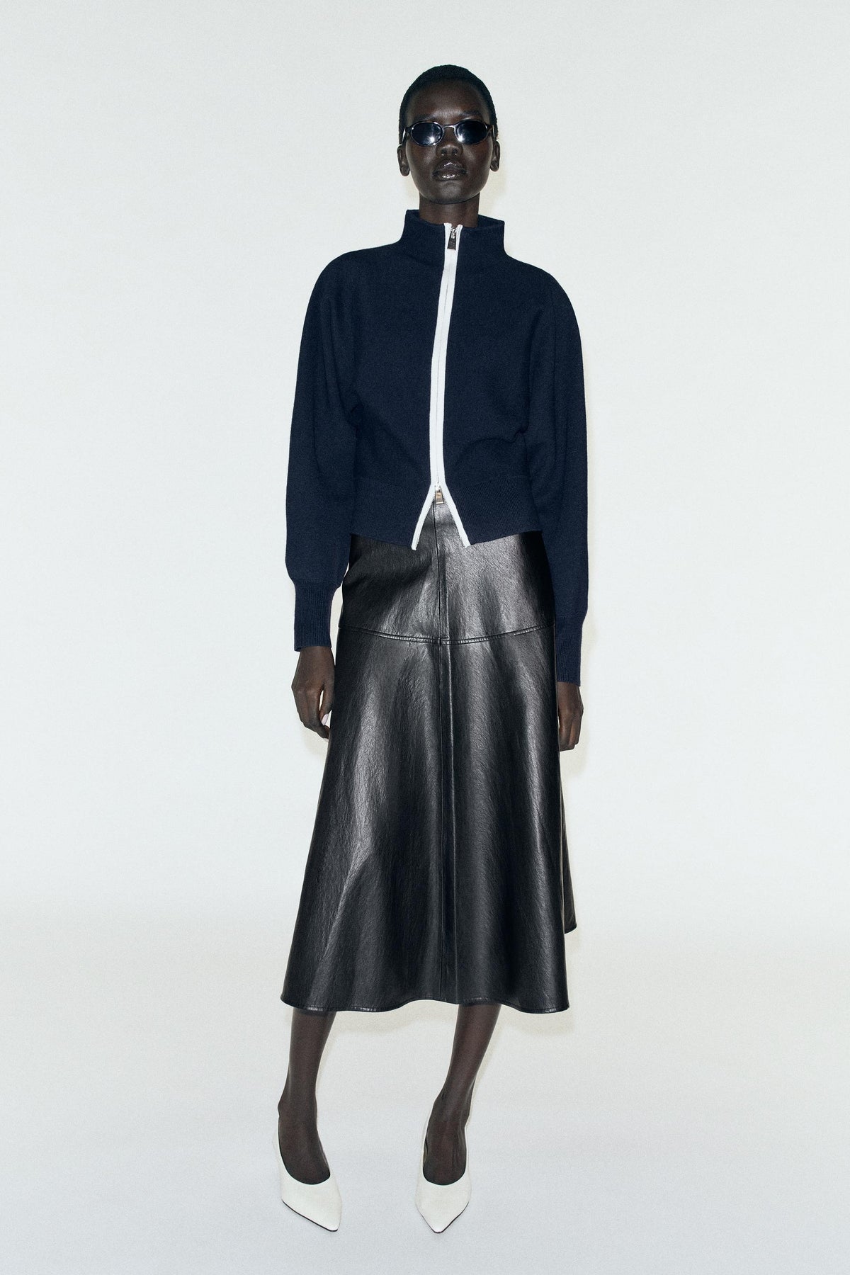 Nelia-Marineblaue Jacke mit Reißverschluss