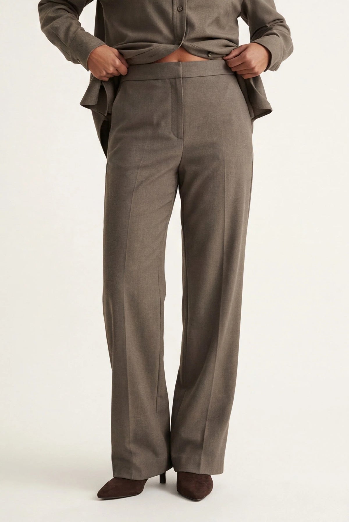 Pantalón Prestige Castaño